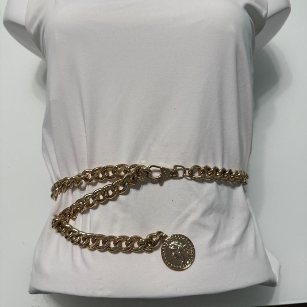 Gold chain‎ belt with coin detail